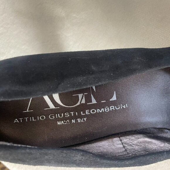 Agl | Shoes | Agl Attilio Giusti Leombruni Pyramid Stud  EUC Attilio Giusti Leombruni Black Suede Pumps with Gold Bit size 10